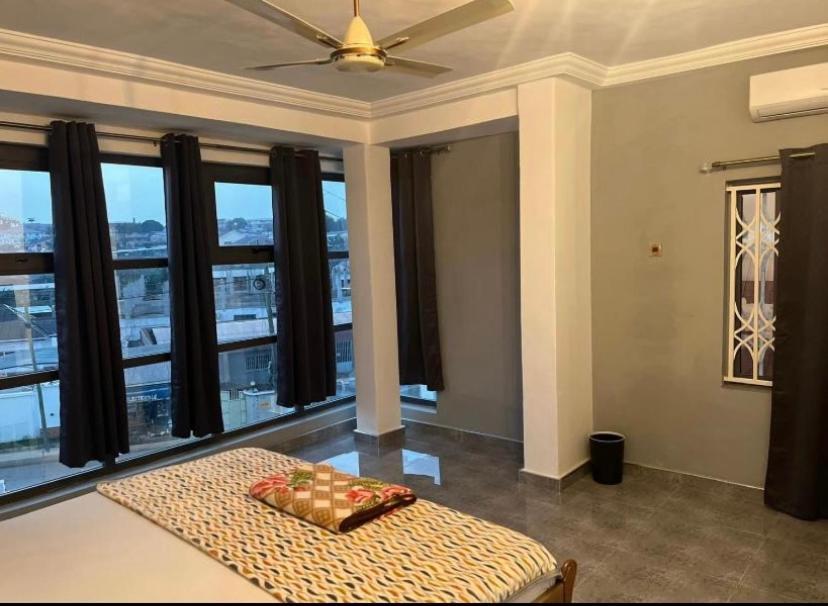 Baffour Apartments Adiebaba Exterior photo
